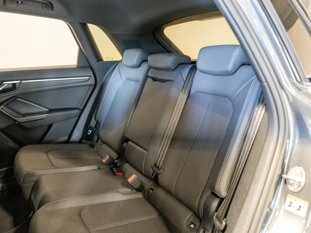 Audi Q3 – foto 12