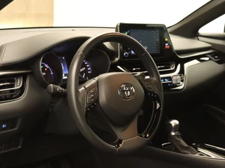 Toyota C-HR – thumbnail 11