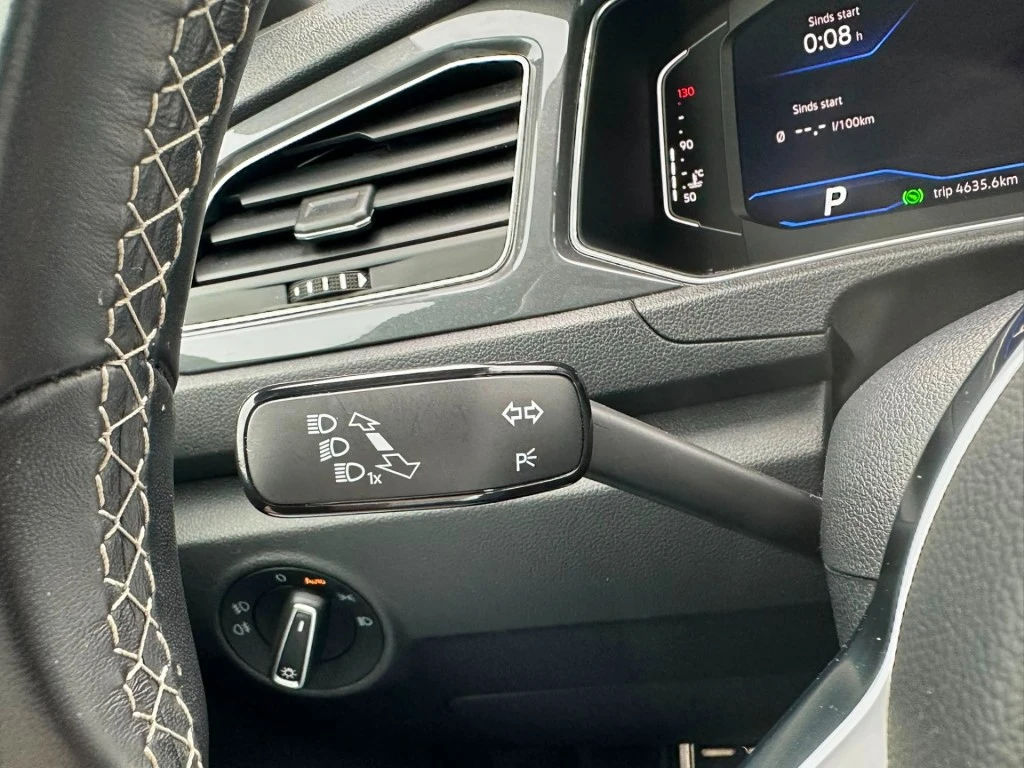 Volkswagen T-Roc – foto 18