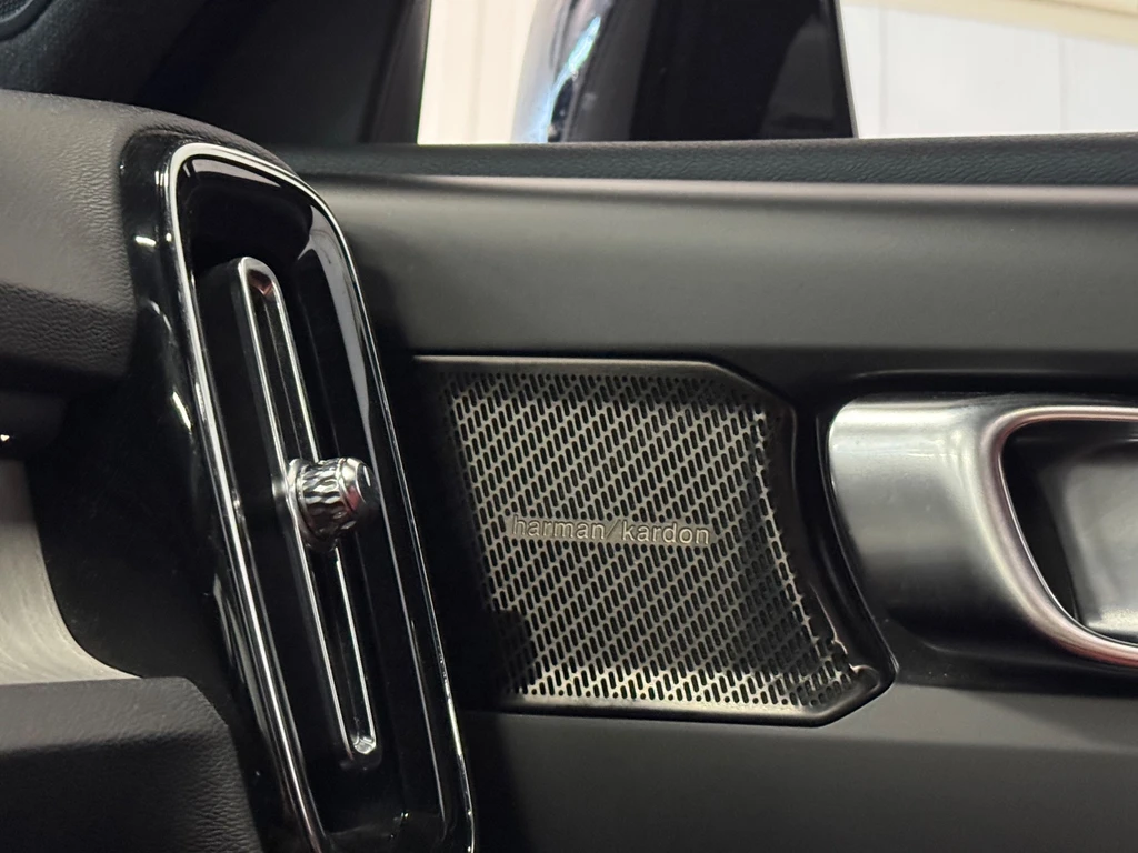 Volvo XC40 – foto 15