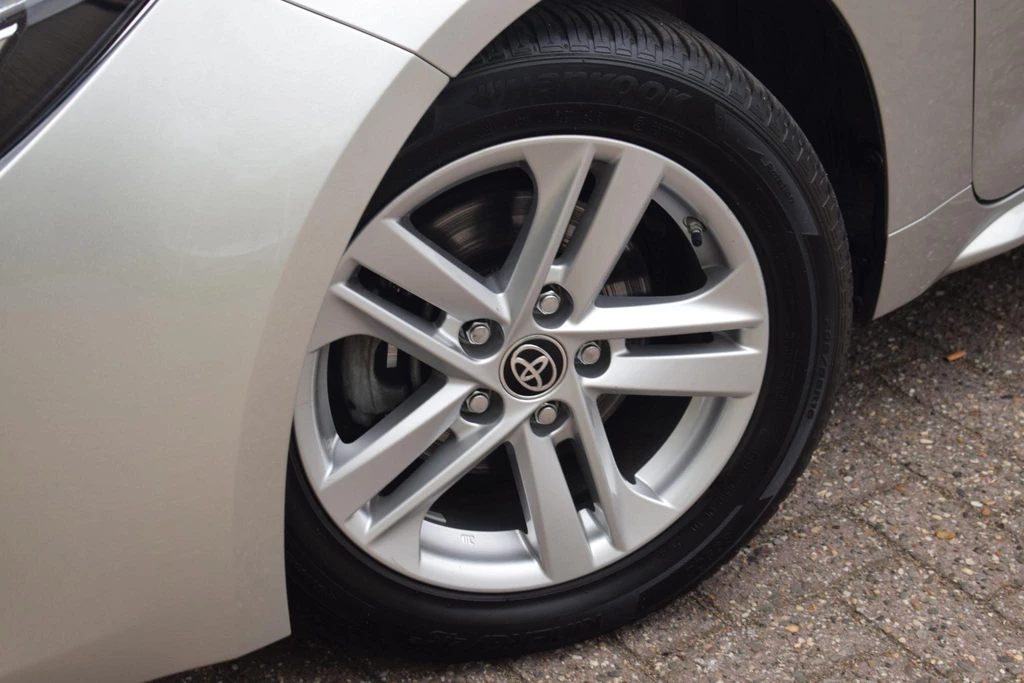 Toyota Corolla Touring Sports – foto 16