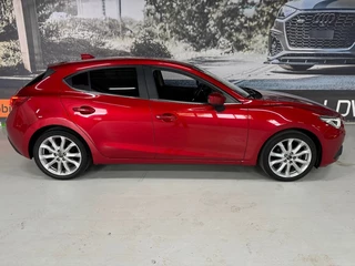 Mazda 3 – thumbnail 7