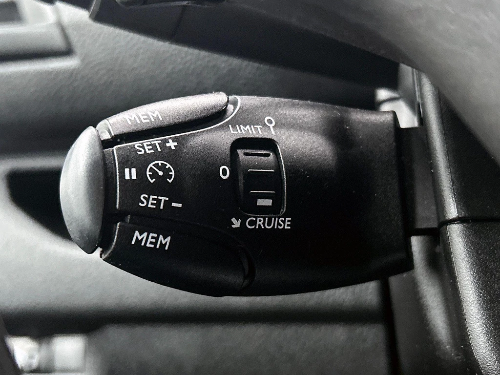 Opel Vivaro – foto 7