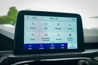 Ford Kuga – thumbnail 40