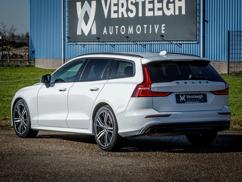 Volvo V60 2.0 B3 Momentum Advantage Automaat 1e Eigenaar
