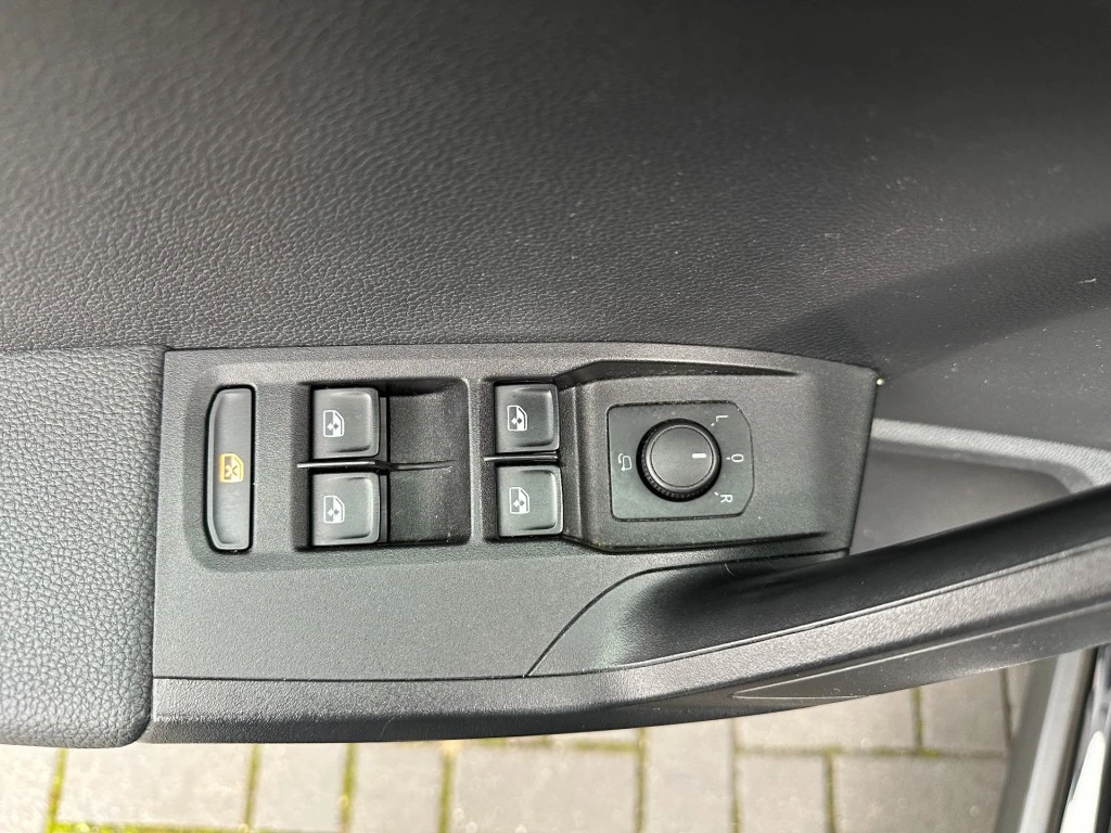 SEAT Arona – foto 32
