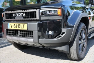Toyota Land Cruiser – thumbnail 1