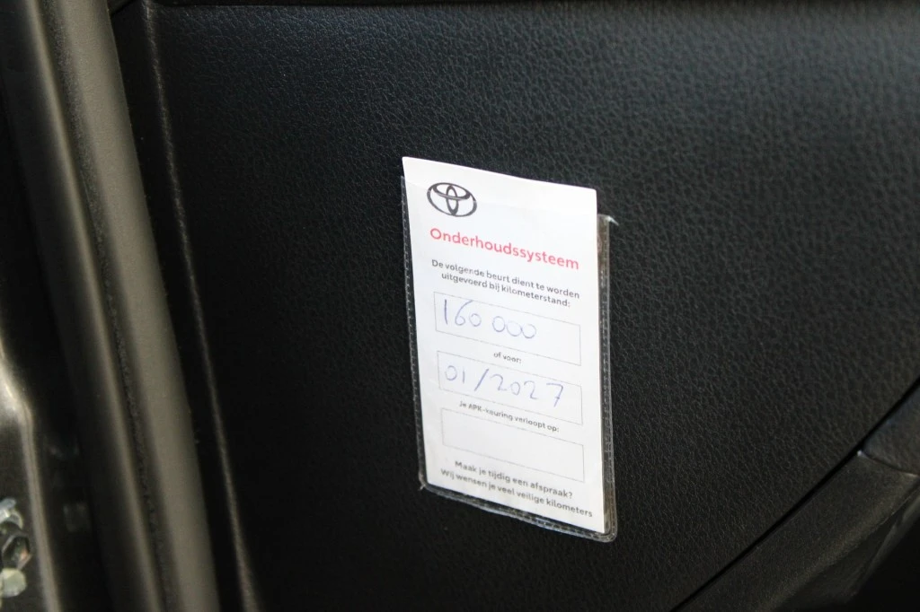Toyota C-HR – foto 16