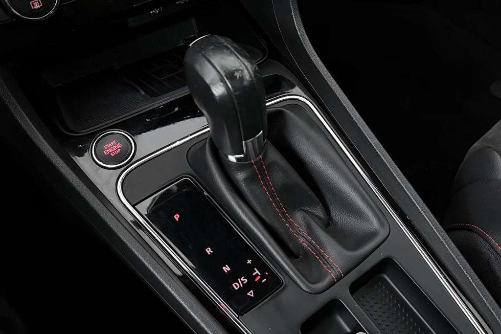 SEAT Leon – foto 18