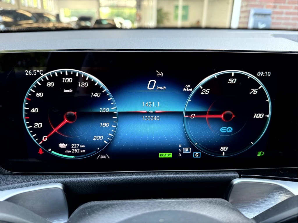 Mercedes-Benz EQB – foto 15