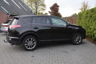 Toyota RAV4 – thumbnail 9