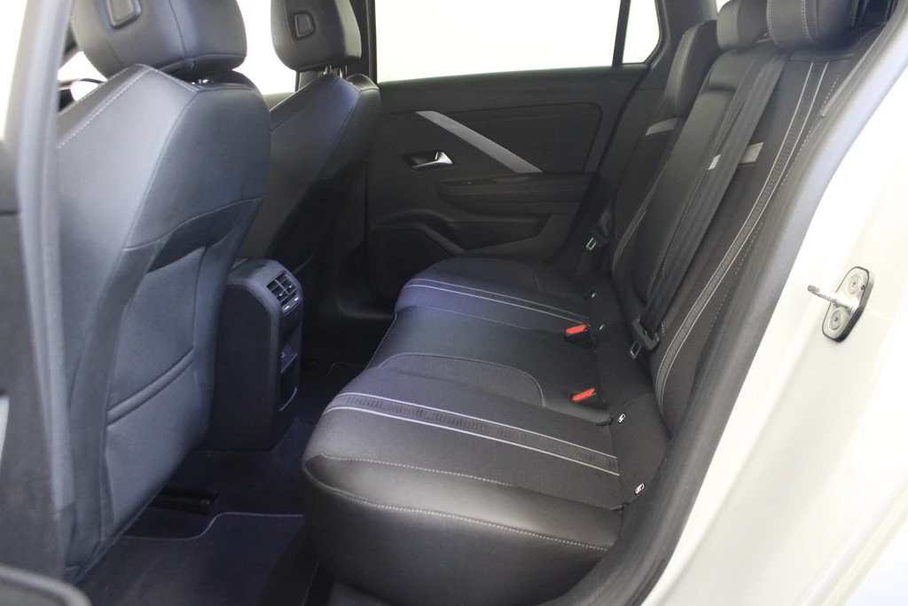 Opel Astra – foto 15