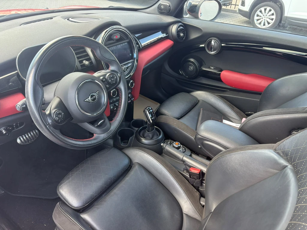 MINI 3-deurs – foto 2
