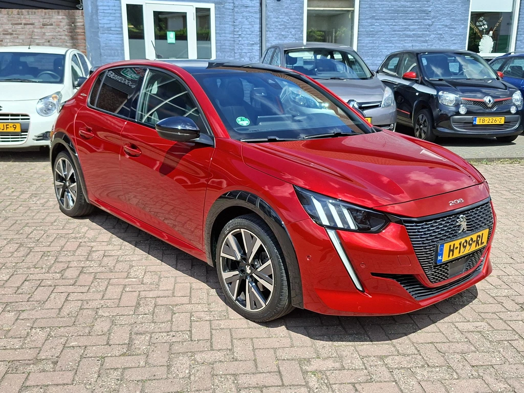 Peugeot 208 – foto 8