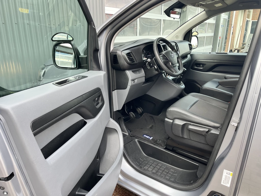 Opel Vivaro – foto 9