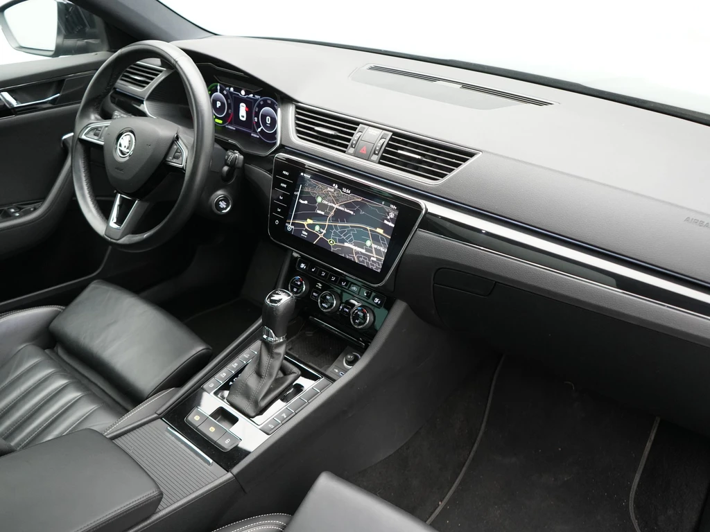 Škoda Superb – foto 12