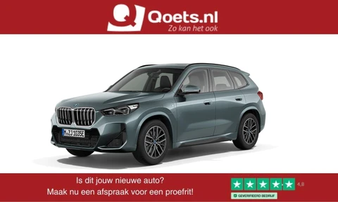 BMW X1 xDrive25e M Sport - Trekhaak - Panoramadak - Driving Assistant Plus - Comfort Access - Elektrisch verwarmde voorstoelen - Sportstoelen - PREMIUM PACK -