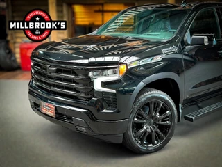 Chevrolet Silverado – thumbnail 2