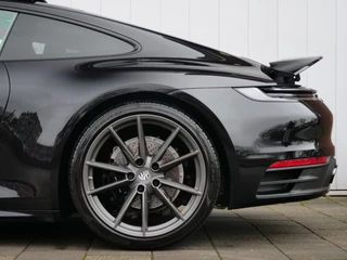 Porsche 911 – thumbnail 40