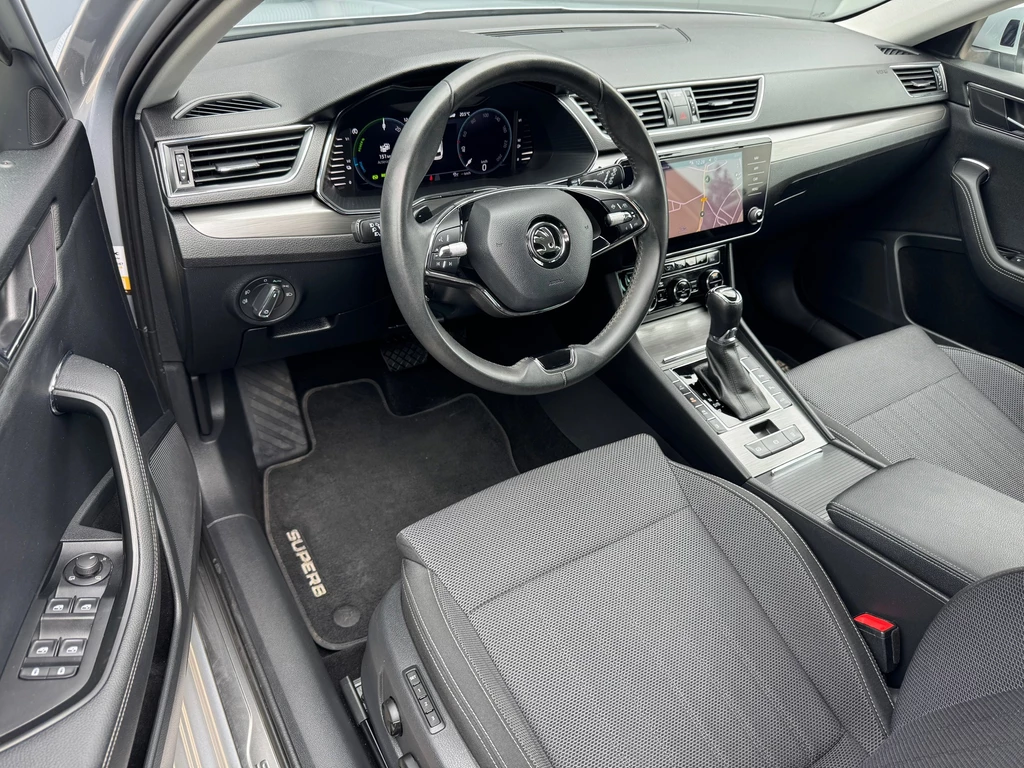 Škoda Superb – foto 9