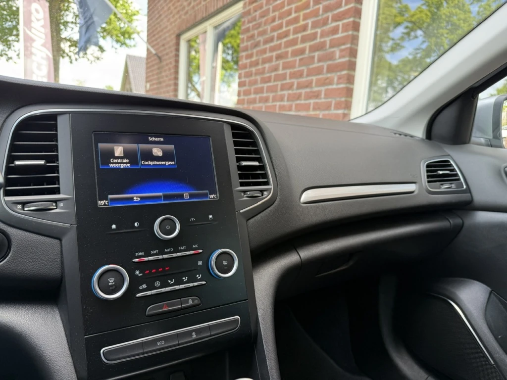 Renault Mégane – foto 24