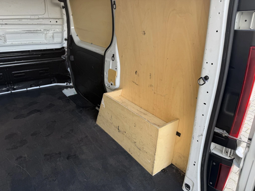 Renault Trafic – foto 22