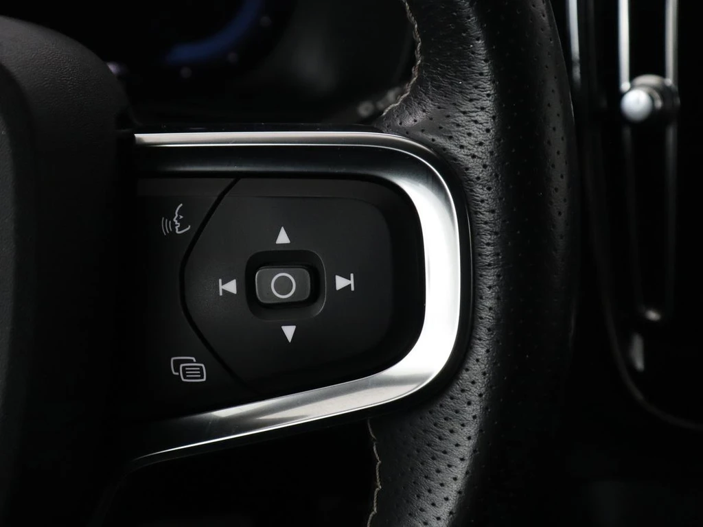 Volvo XC40 – foto 26