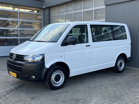 Volkswagen Transporter Kombi 2.0 TDI DSG 140pk L1H1 BTW en BPM vrij Airco Cruise control Trekhaak PDC 1e eigenaar Marge Euro 5 Personenbus Kombi Combi Tourer Groepsvervoer Ideaal voor ombouw naar Camper