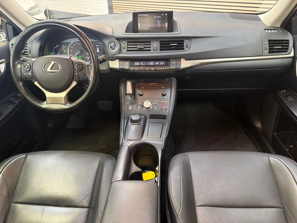 Lexus CT – foto 15