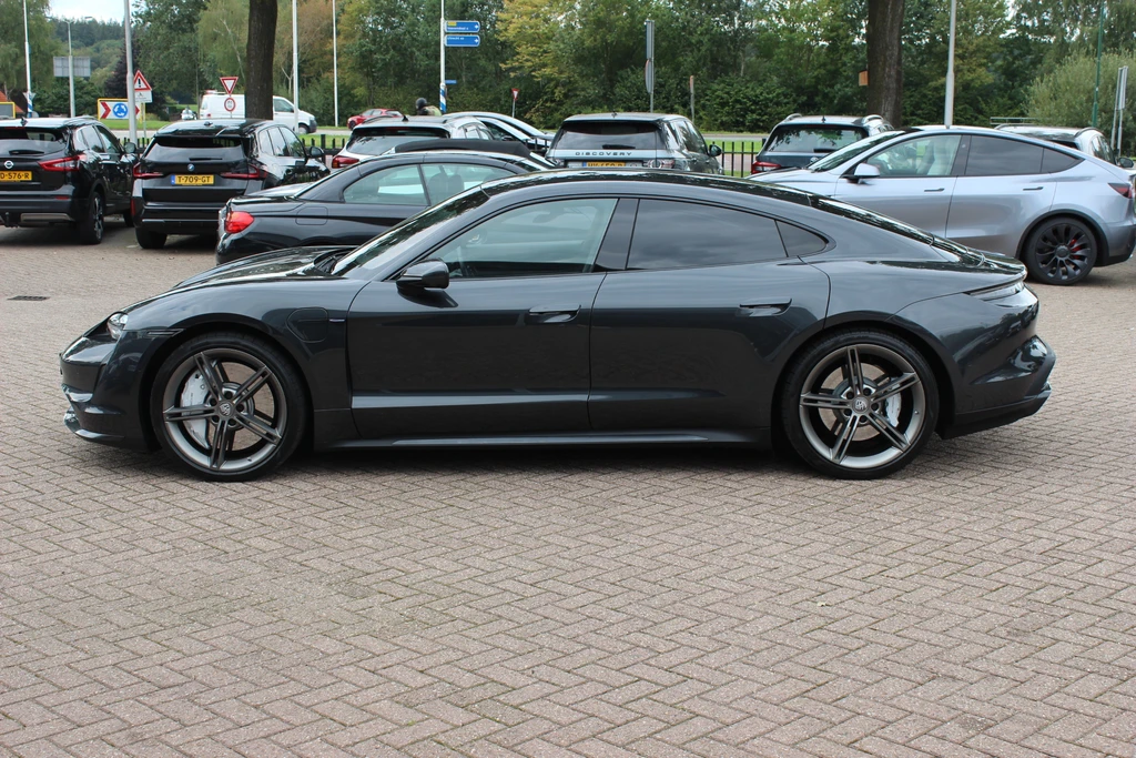 Porsche Taycan – foto 2