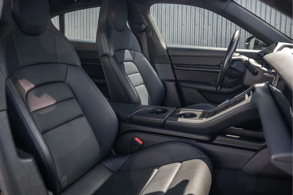 Porsche Taycan – foto 14