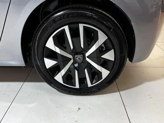 Peugeot e-208 – thumbnail 7