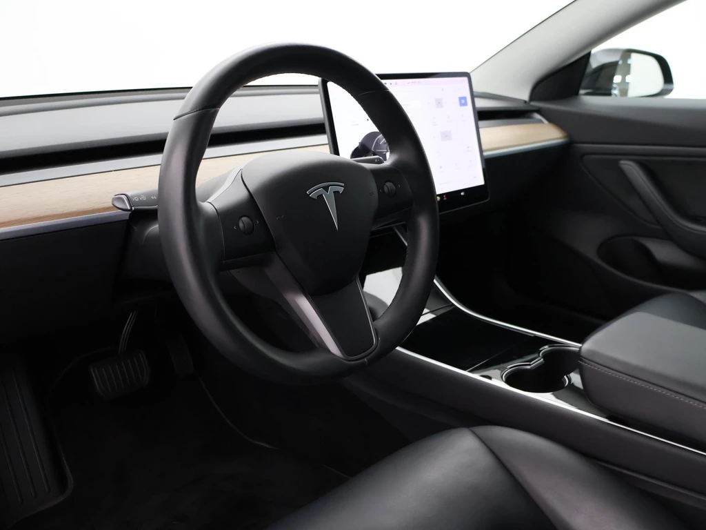 Tesla Model 3 – foto 21