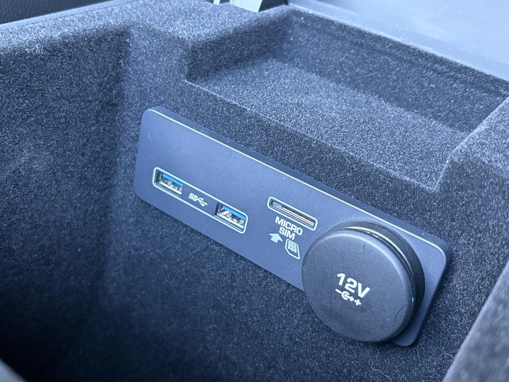 Jaguar F-PACE – foto 46