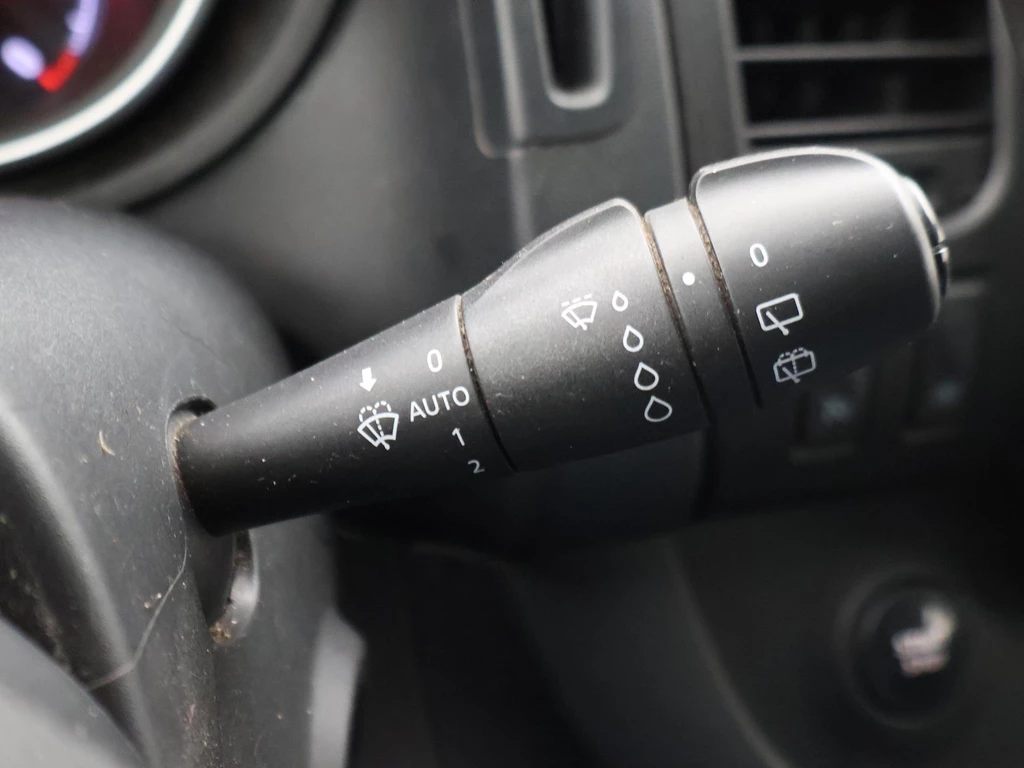 Opel Vivaro – foto 31