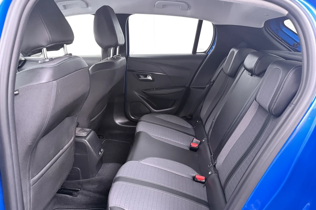 Peugeot e-208 – foto 11