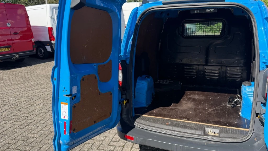 Ford Transit Courier – foto 14