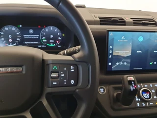 Land Rover Defender – thumbnail 14