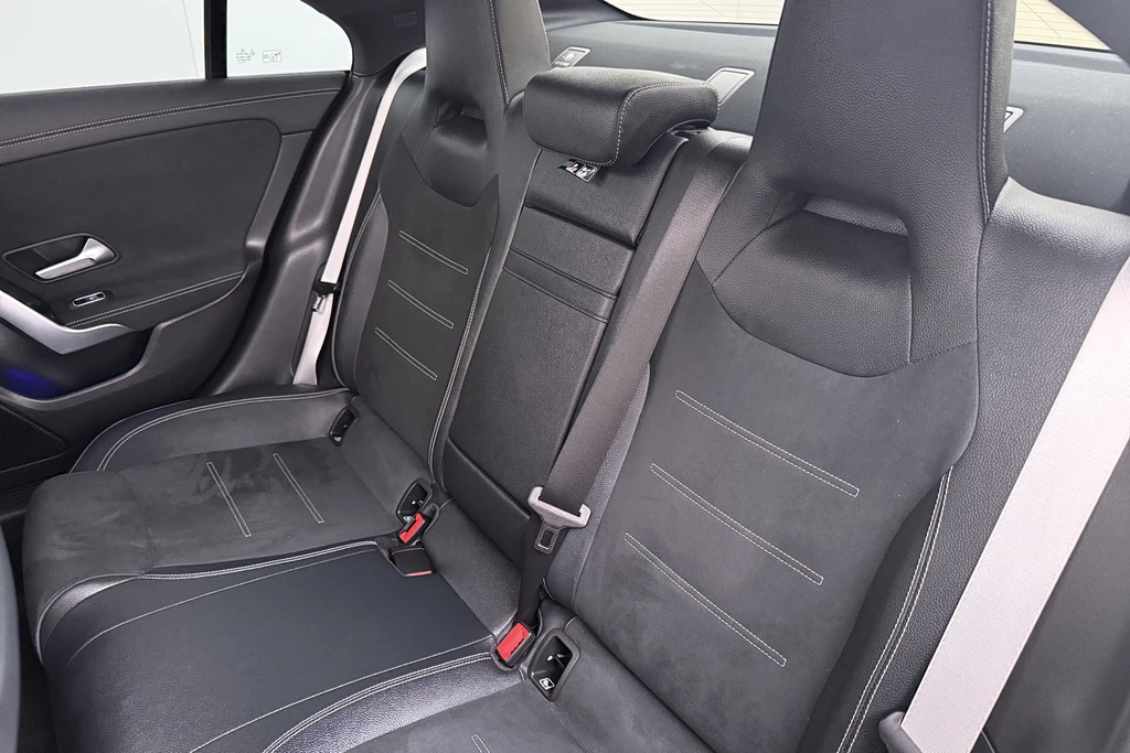 Mercedes-Benz CLA – foto 12