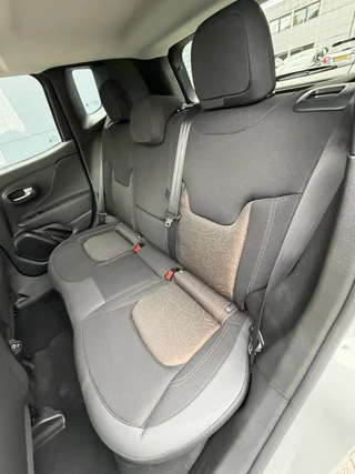 Jeep Renegade – thumbnail 14