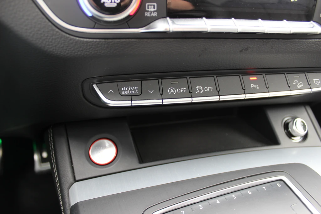 Audi SQ5 – foto 32