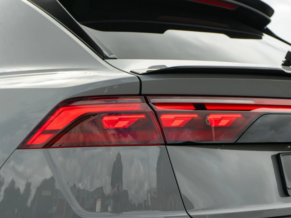 Audi Q8 – foto 18