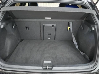 Volkswagen Golf – thumbnail 51