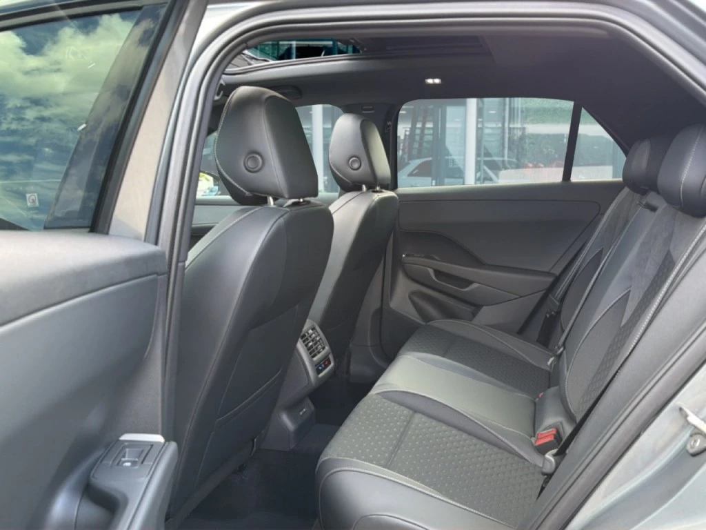 Volkswagen T-Roc – foto 12