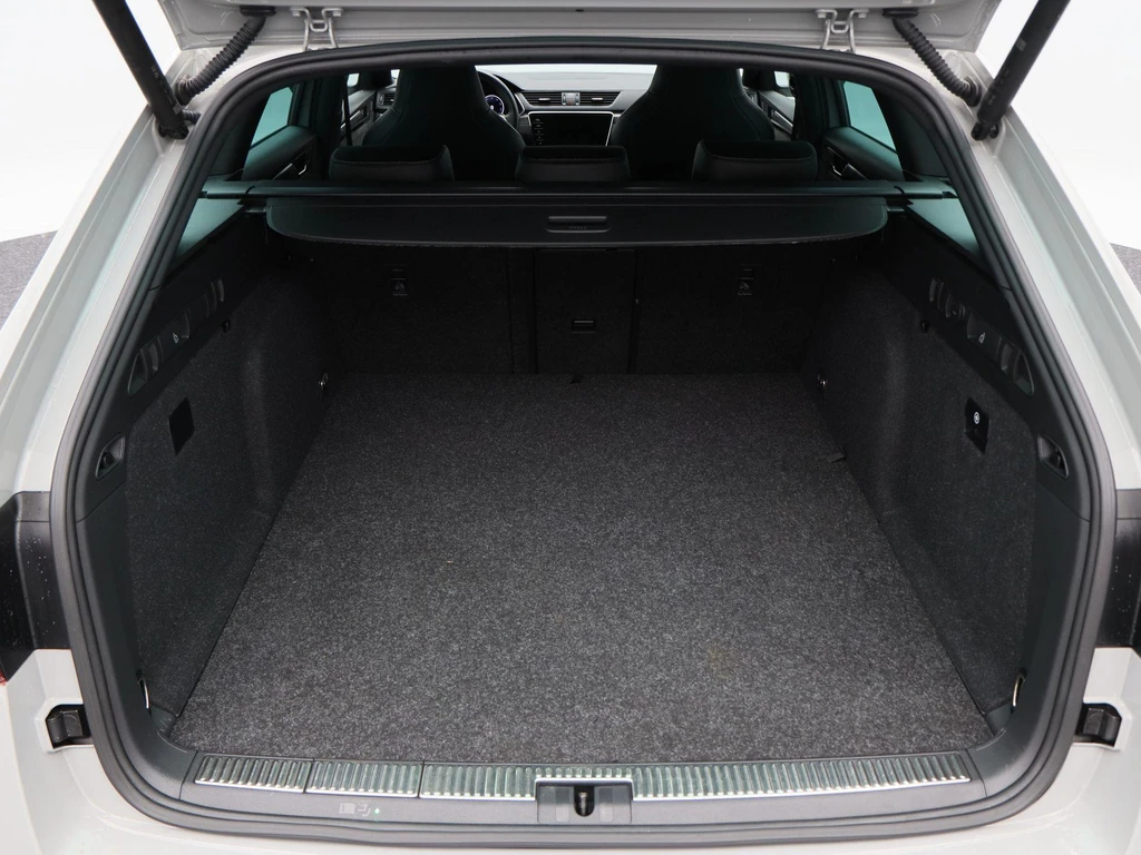 Škoda Superb – foto 20