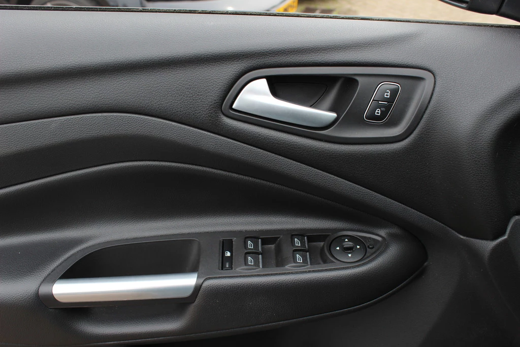 Ford Kuga – foto 33