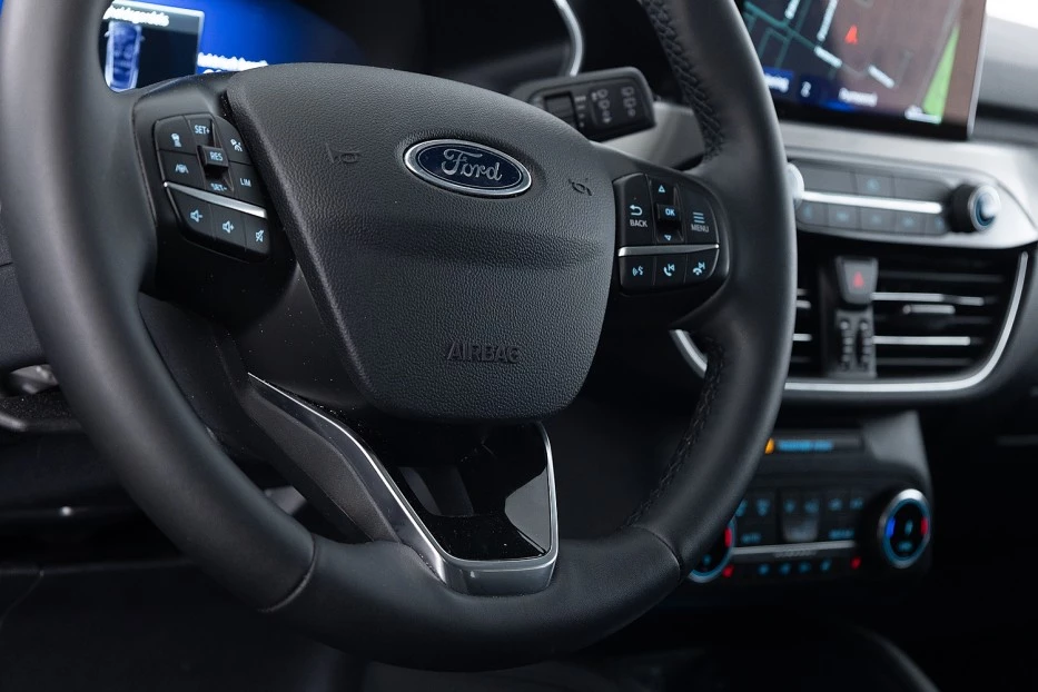 Ford Kuga – foto 13