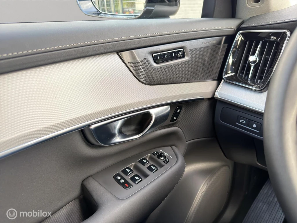 Volvo XC90 – foto 17