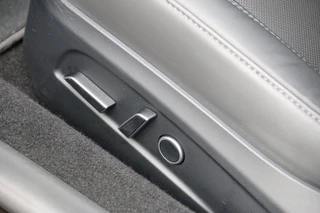 Tesla Model 3 – thumbnail 11