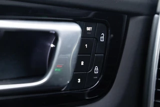 Porsche Cayenne – thumbnail 25
